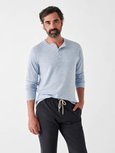 Load image into Gallery viewer, Cloud™ Long-Sleeve Henley - Light Blue Heather
